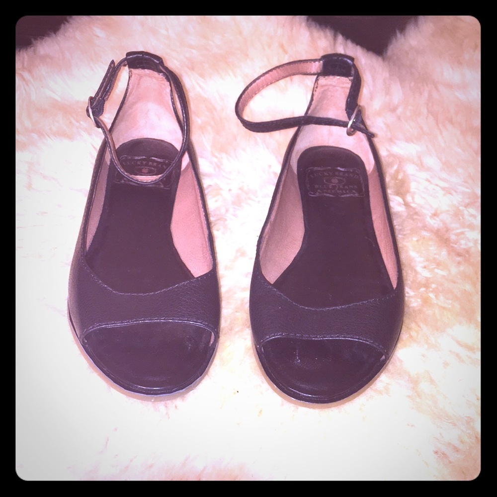 Lucky brand flats